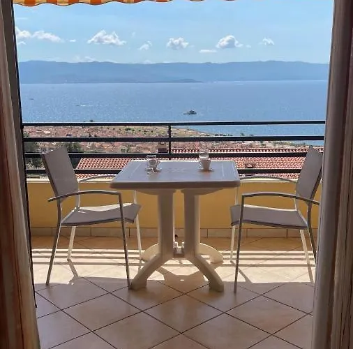 Studio Cosy Avec Vue Mer